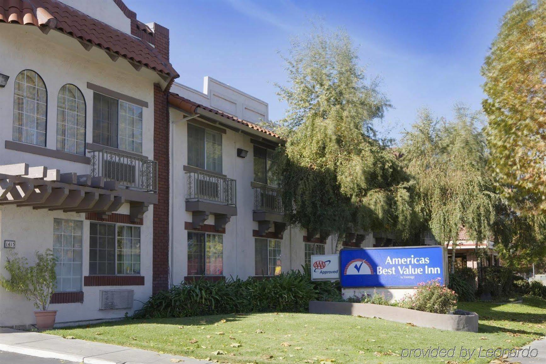 Americas Best Value Inn San Jose Convention Center Exterior photo